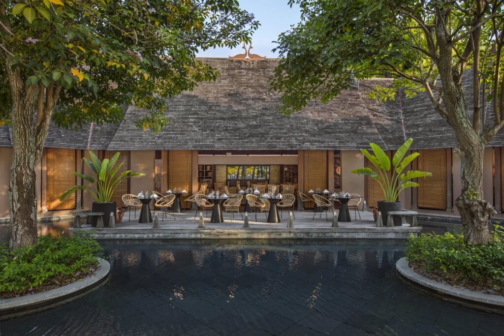 TAB Beachcomber Golf Resort & Spa - Restaurant Blue Ginger 2