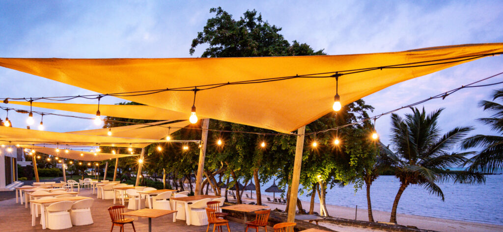 RBA-Black-Rock-Deck-2-Grande vignette.jpg