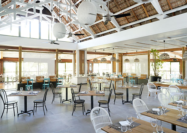 1743744692_benitier-restaurant-lagoon-attitude-4-star-hotel-maurtitius-2-618x440