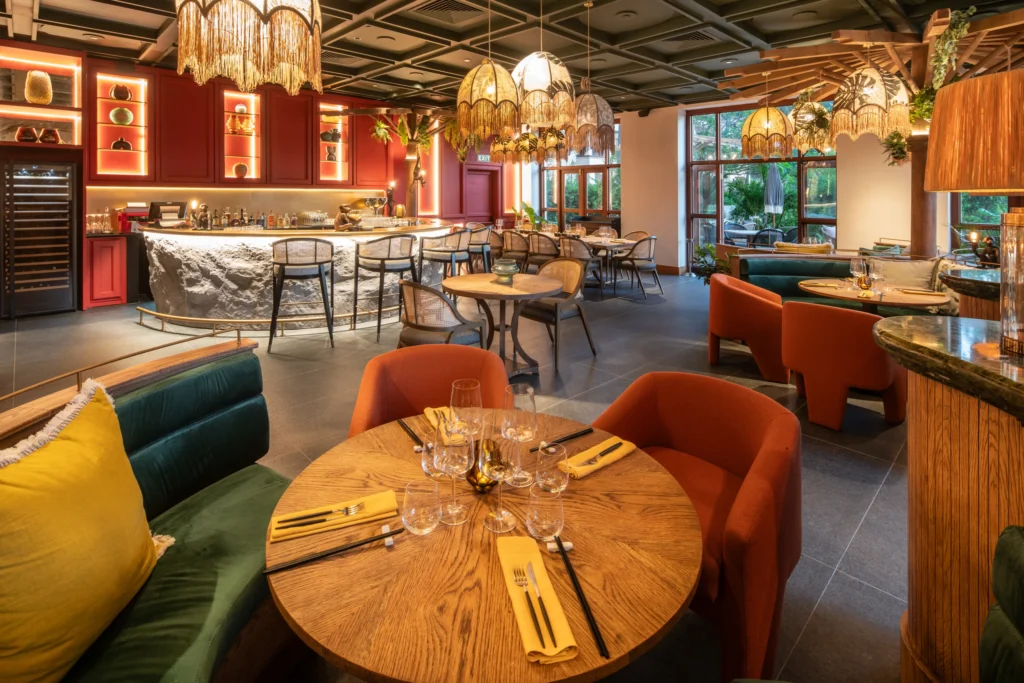 MRUHIHI_Ginger_Thai_Bar_View