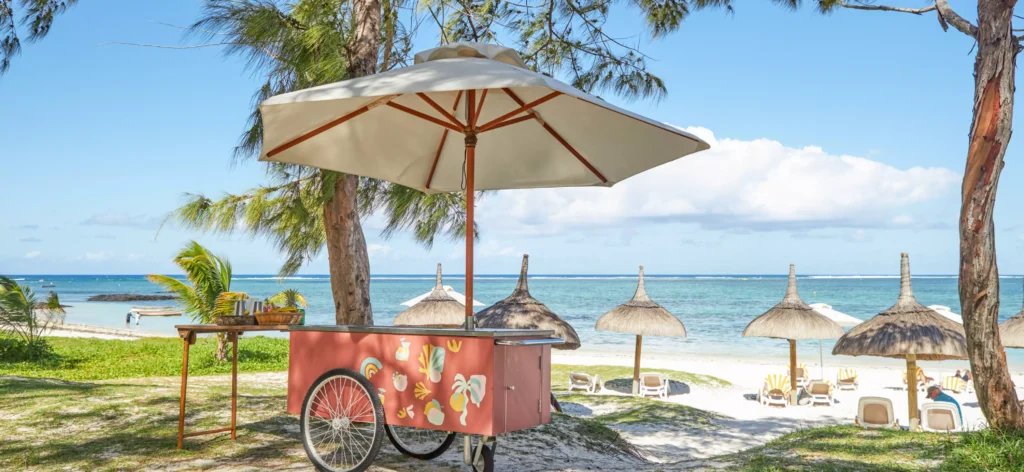SA-Beach Trolley 01-Grande.jpg